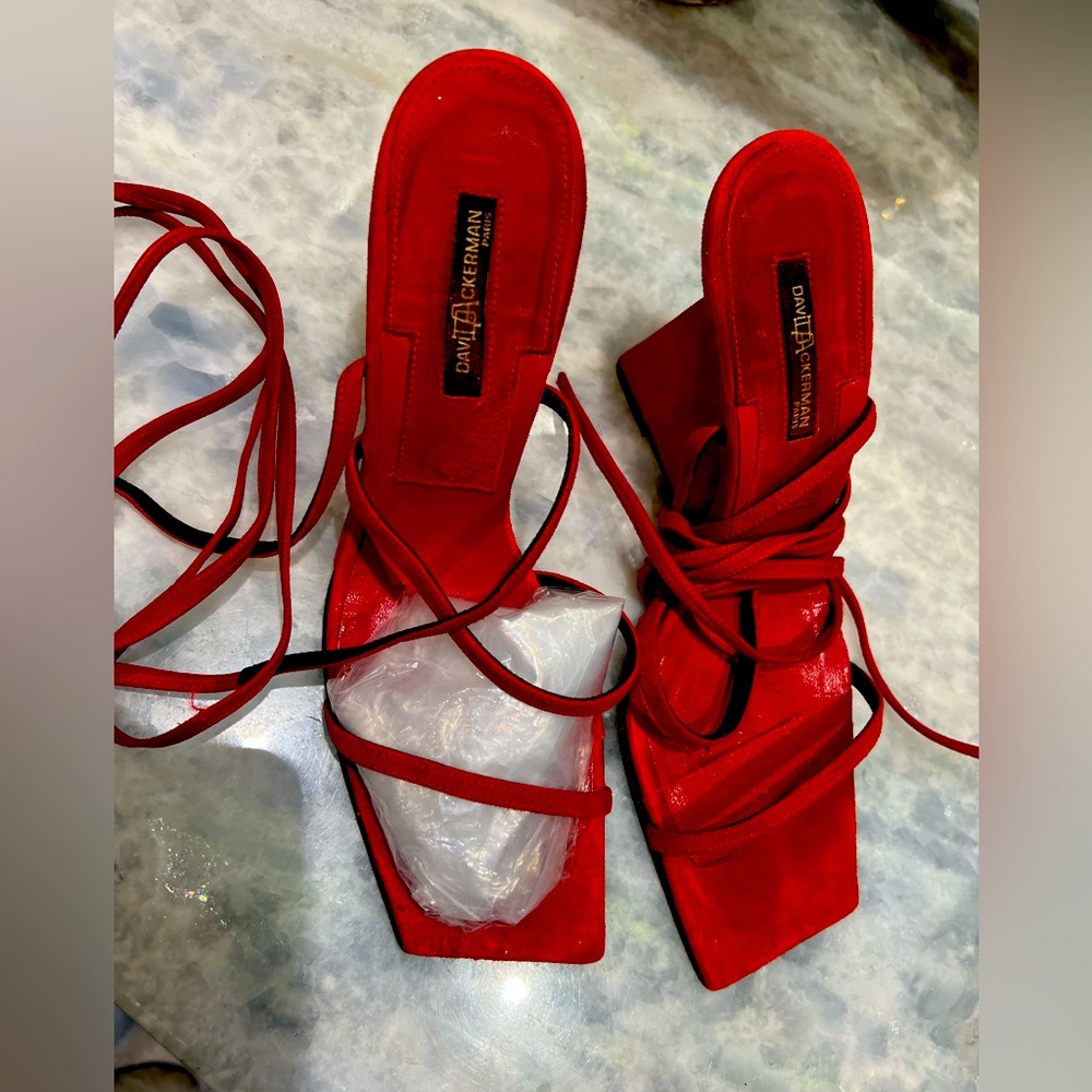 Authentic David Ackerman  vedge red suede laced up shoes size 9